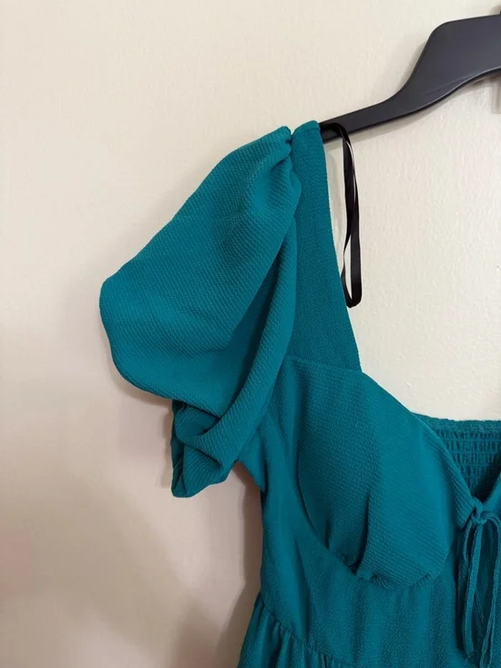 B. Smart Women’s Size 7 Teal Puff-Sleeve Tiered Mini Dress - Picture 5 of 12